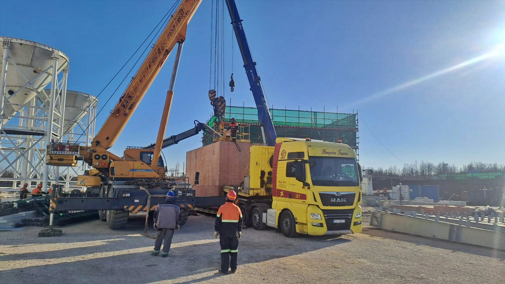 MAN TGX cu semiremorcă Meusburger